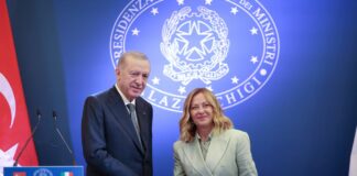 Italia-Turchia, Meloni incontra Erdogan “Confermata la solidità dei rapporti”