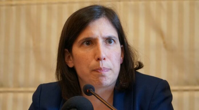Schlein “Quando saremo al governo salario minimo e sconti in bolletta”