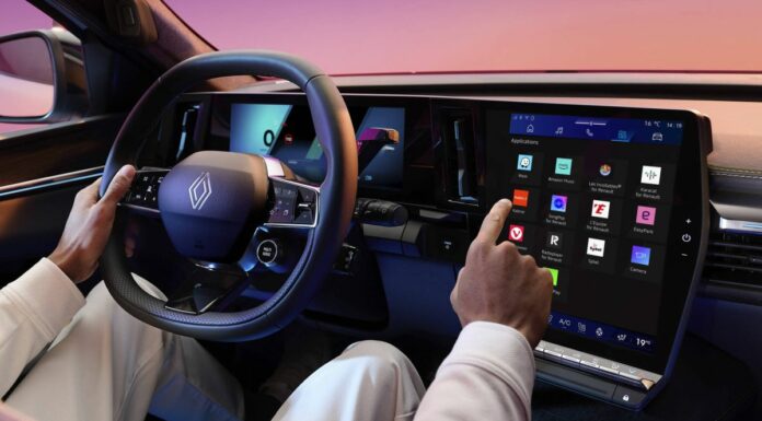 Nuove funzionalità a bordo su Scenic E-Tech Electric