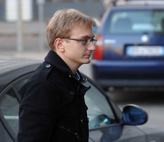 Garlasco, Alberto Stasi esce dal carcere e ottiene l’affidamento in prova