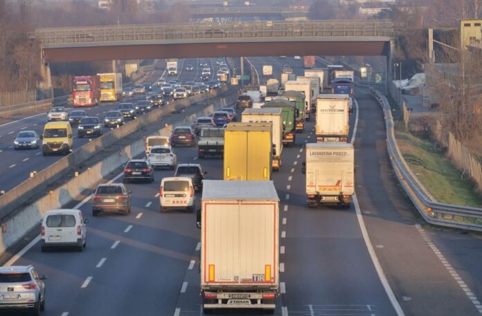 Autostrada-traffico