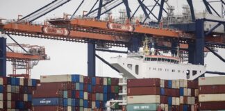 Accordo Usa-Ue sui dazi al 15%, Sefcovic “Evitata una guerra commerciale” / Video