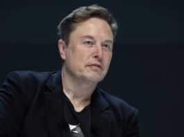 Elon Musk “Costruire un nuovo mondo su Marte è ora possibile”