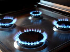 Il 49% degli europei è favorevole a riprendere le importazioni di gas dalla Russia a guerra finita