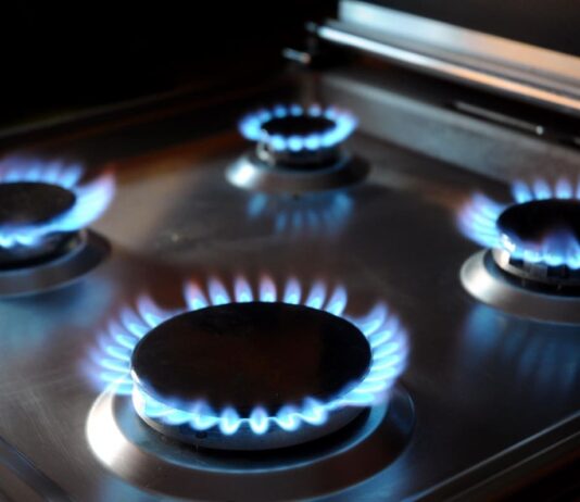 Arera, ad agosto il prezzo del gas per gli utenti vulnerabili è aumentato del 6,9%