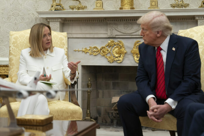 Washington, Donald Trump accoglie Giorgia Meloni alla Casa Bianca