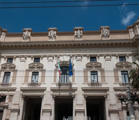 Cresce la sensibilità a scuola per il contrasto alla violenza sulle donne, l’indagine del Ministero dell’Istruzione