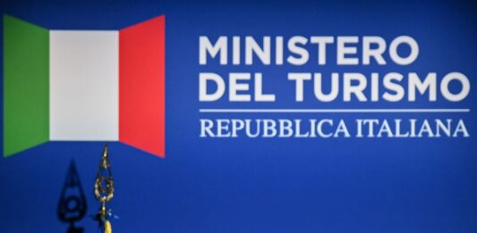 Al via dal 2 aprile lo sportello per accedere al fondo “Staff House Titolo II” del Ministero