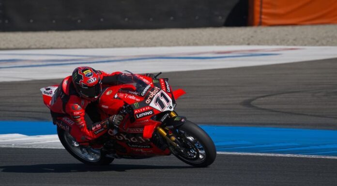 Debutto vincente per la nuova posteriore Supersoft Pirelli E0126 in Olanda