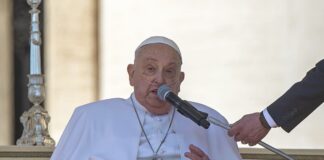 Papa Francesco alla veglia Pasquale “Dolore per le donne uccise”