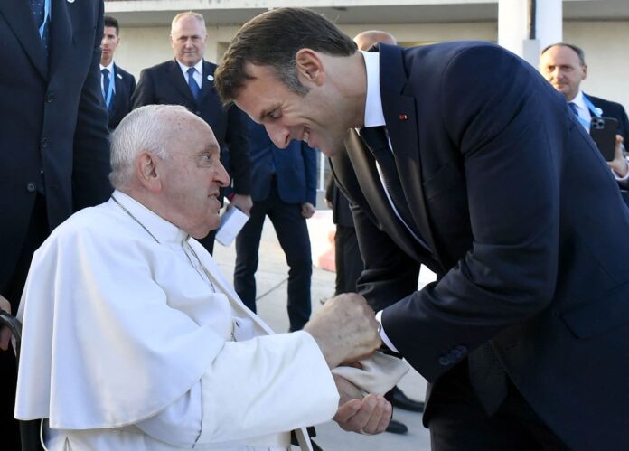 Papa-Macron