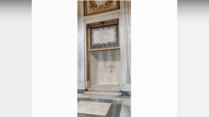 Tomba Papa Francesco