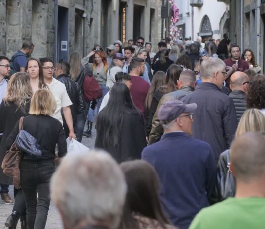 Nel quarto trimestre del 2025 flussi turistici in crescita: +1% gli arrivi e +2,9% le presenze