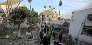 Israele bombarda un ospedale a Gaza City