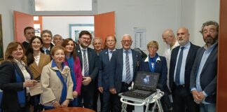 Siracusa, Rotary dona ecografo portatile a reparto Nefrologia e Dialisi dell’Ospedale Umberto I