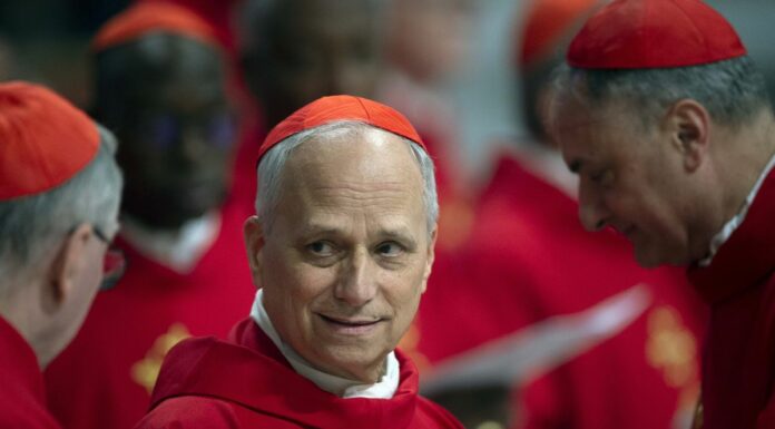 Il nuovo Papa è l’americano Robert Francis Prevost, sarà Leone XIV