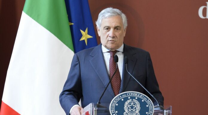 Tajani “Troppi focolai di guerra, il mondo ascolti Papa Leone XIV”