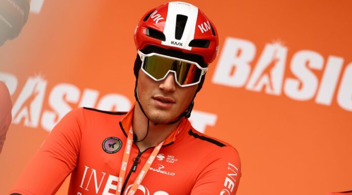 Il britannico Tarling vince la crono di Tirana, Roglic in rosa