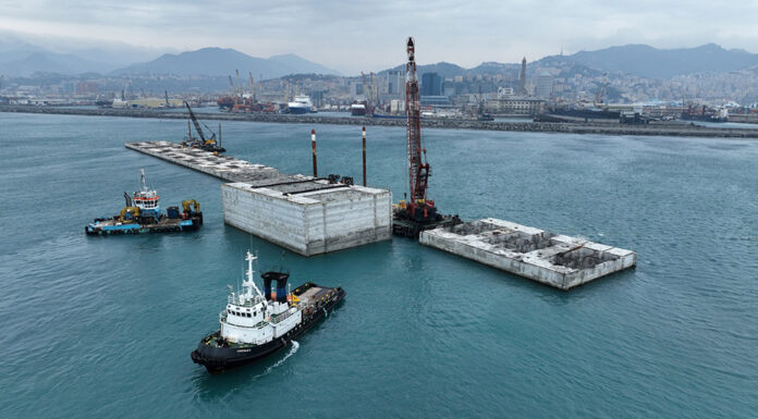 Consorzio PerGenova Breakwater, lavori diga proseguono su tutti i fronti