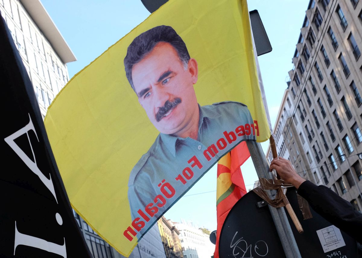 Turchia, Pkk annuncia scioglimento e disarmo Turchia, Pkk annuncia scioglimento e disarmo