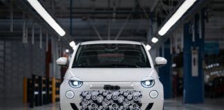 Assemblate a Mirafiori le prime unità preserie della Fiat 500 ibrida
