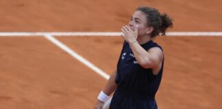 Paolini rimonta Shnaider, è in semifinale a Roma