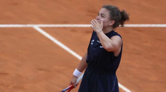 Paolini rimonta Shnaider, è in semifinale a Roma