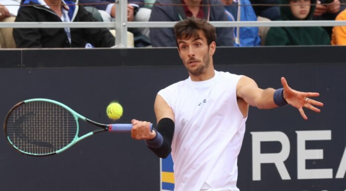 Musetti elimina Medvedev e raggiunge i quarti a Roma