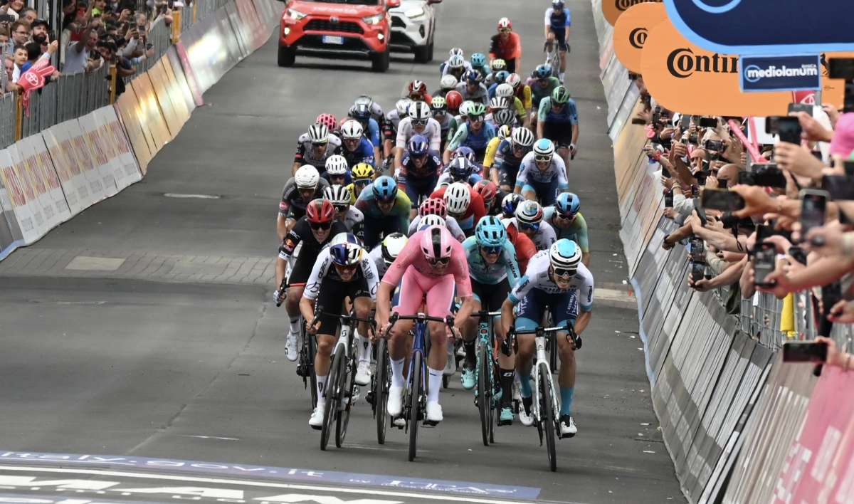 Tris di Pedersen al Giro, Zambanini battuto al fotofinish Tris di Pedersen al Giro, Zambanini battuto al fotofinish