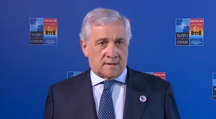 Tajani al vertice Nato “La Russia non vuole accelerare sulla pace”