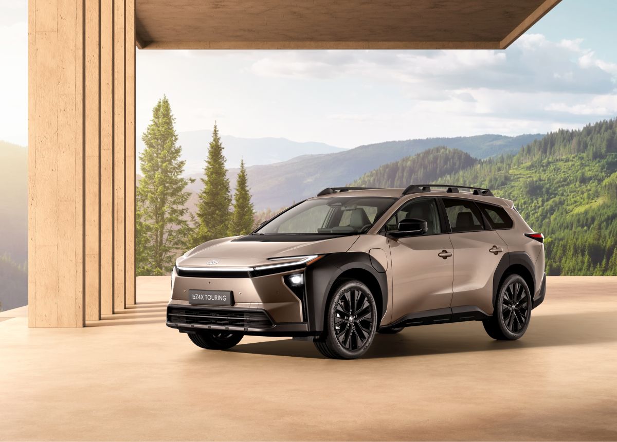 Toyota bZ4X Touring, un SUV elettrico per l’avventura in famiglia