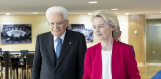 Ue, Von der Leyen a Mattarella “Risponderemo all’appello ‘Nessun dorma’” / Video