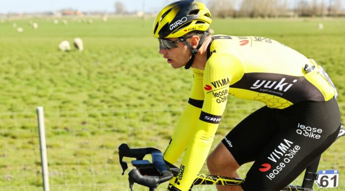 Volata vincente di Kooij a Viadana, Del Toro resta in rosa