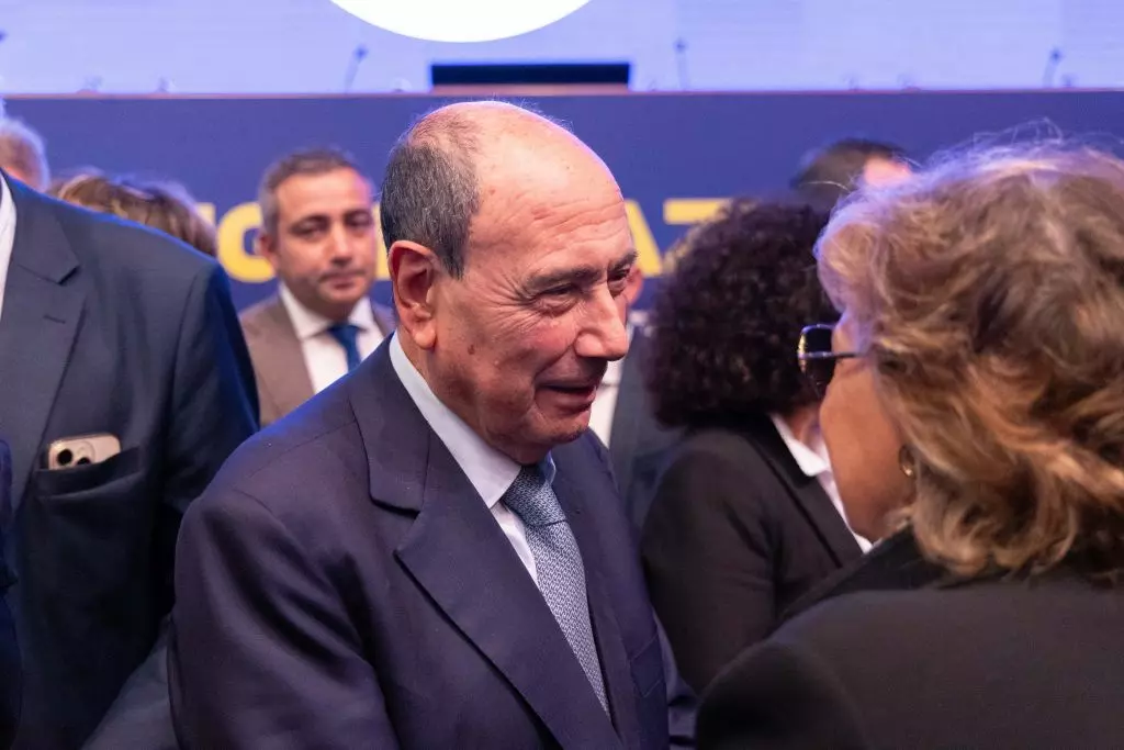 Schifani “Vado avanti, non sono tornato in Sicilia a svernare” Schifani “Vado avanti, non sono tornato in Sicilia a svernare”