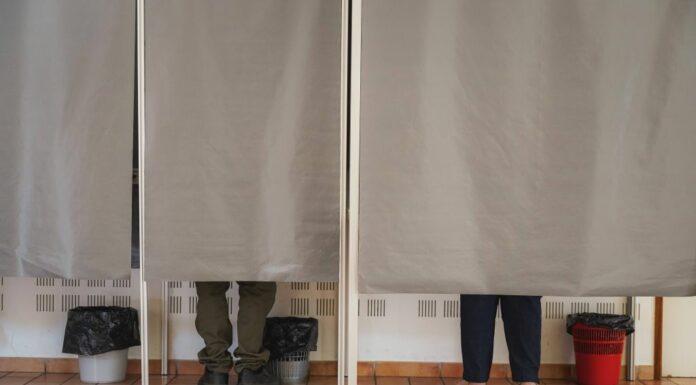 Amministrative, 117 comuni alle urne: alle 19 affluenza in calo al 33,48%