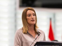 Malta, Metsola affianca il leader dell’opposizione in campagna elettorale