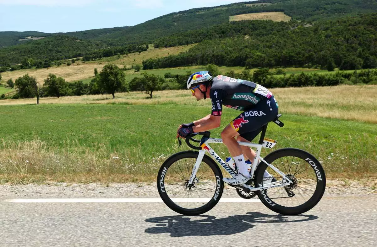 Denz vince a Cesano Maderno, Del Toro resta maglia rosa