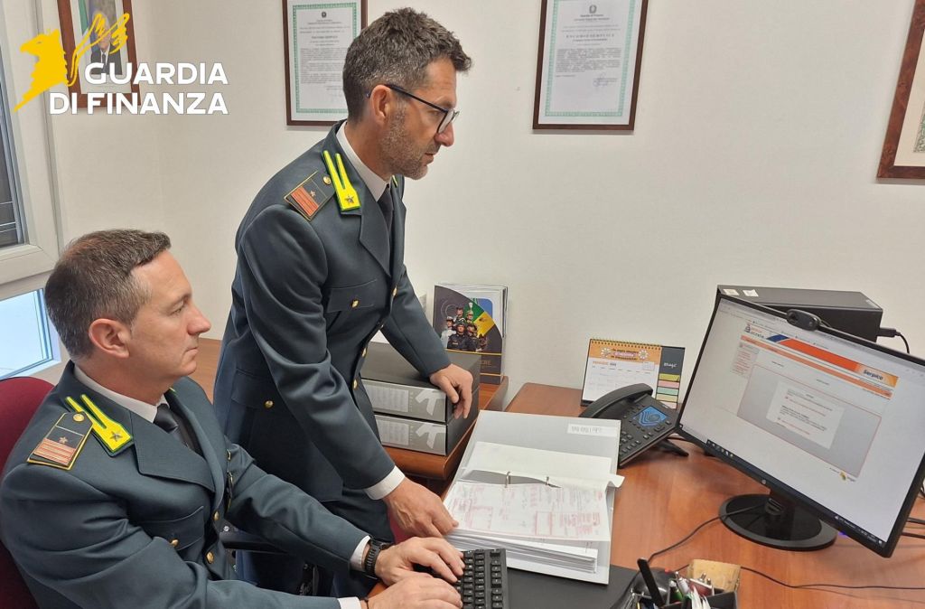 Scoperta frode fiscale a Udine per 1,8 milioni, 16 denunciati