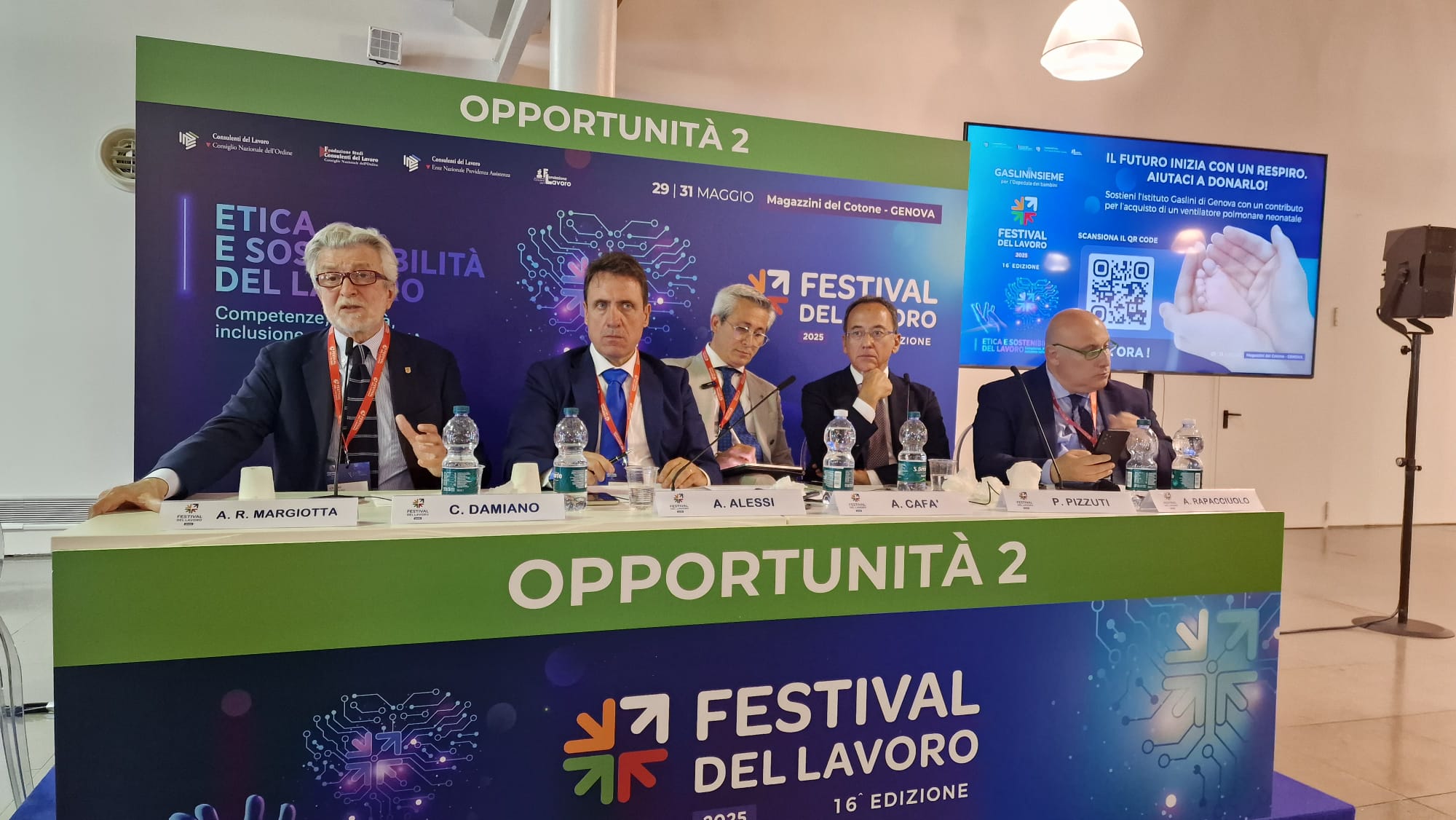 geronimo it partono-i-servizi-di-trasporto-gratuito-per-raggiungere-mare-e-luoghi-di-interesse-da-nord-a-sud-debutta-dal-1-giugno-il-trenino-estivo-giornaliero-di-viserba-A62146 015