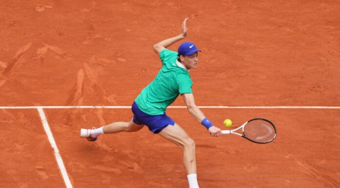 Sinner perfetto contro Lehecka, ora ottavi a Parigi contro Rublev