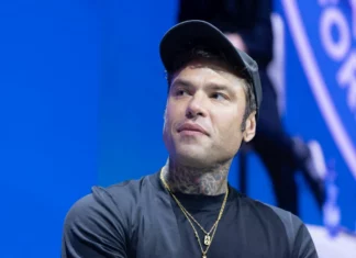 Fedez “Finti poliziotti mi cercavano, fatto allarmante. Presentato un esposto in Procura”