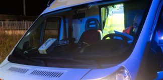 Tragedia sulla Palermo-Agrigento, tre morti in uno scontro frontale tra un’automedica e un furgone