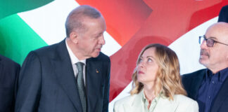 Meloni sente Erdogan “La Russia accetti il cessate il fuoco in Ucraina”