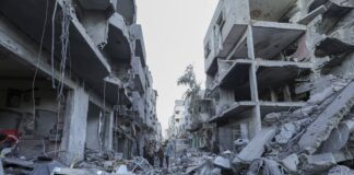 Gaza, media “Almeno 50 palestinesi uccisi mentre erano in attesa di ricevere gli aiuti umanitari”