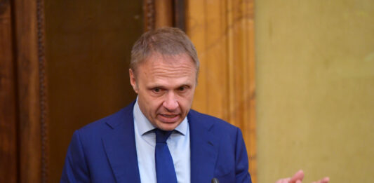 Ue, Lollobrigida “Sui fertilizzanti serve una strategia di carattere industriale” / Video