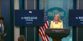 Ucraina, Leavitt “Trump è ormai stanco e frustrato per il conflitto”