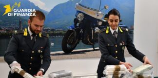Arrestato un corriere della droga a Lecco, era in possesso di 24 kg di cocaina