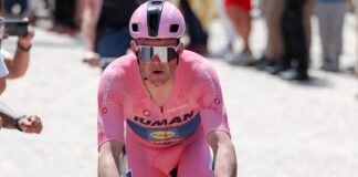 Pedersen fa tris al Giro d’Italia 2025 e resta in maglia rosa