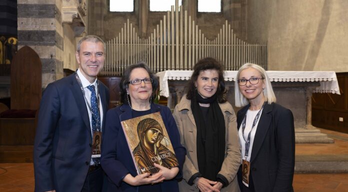 “Il sacro oltre la fede”, svelati i segreti del Volume d’Arte Menarini su Cimabue