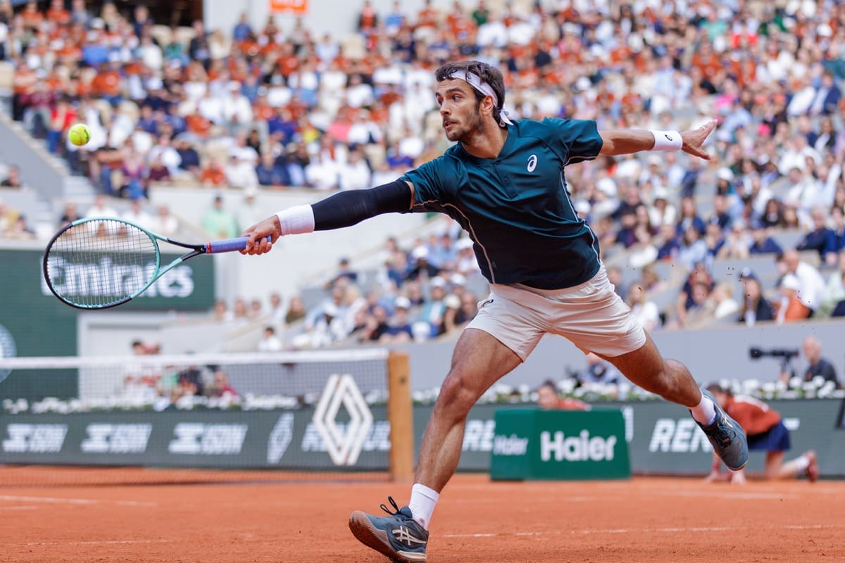 Musetti e Paolini al terzo turno del Roland Garros, tutto facile contro Galan e Tomljanovic